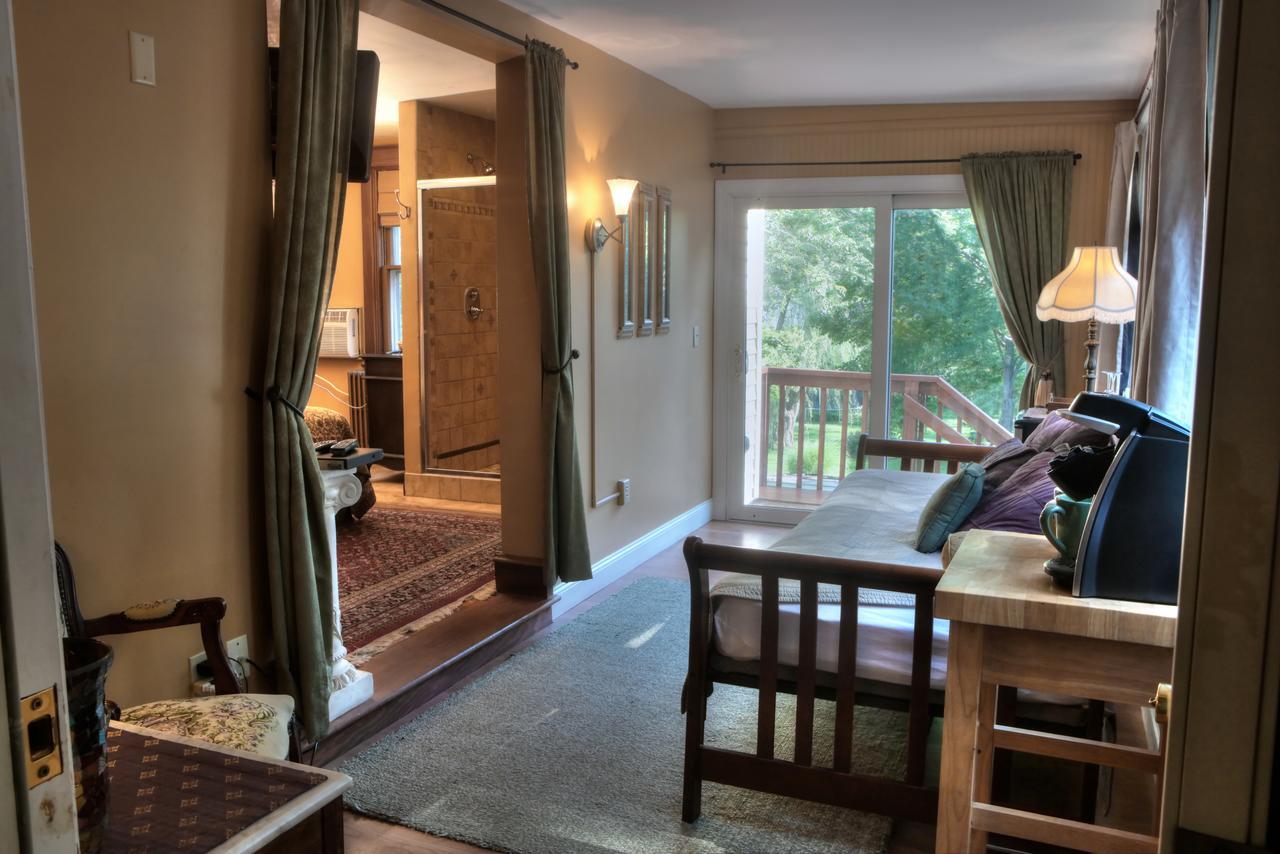 The Australian Walkabout Bed & Breakfast Willow Street